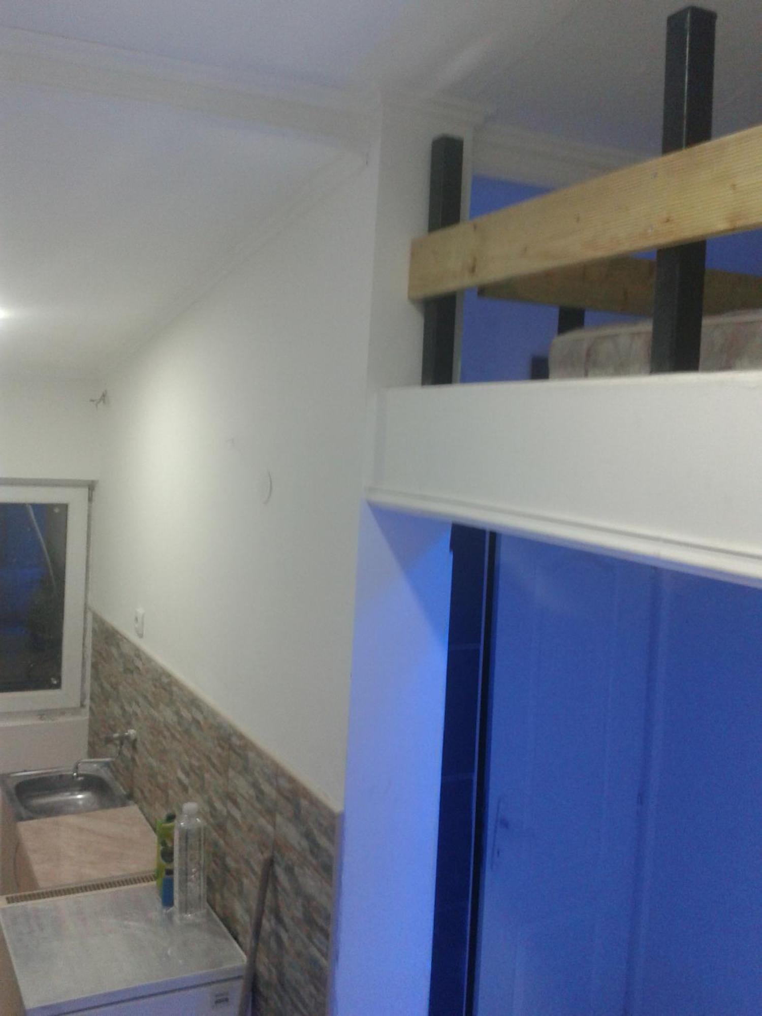 Small Apartment Private Bathroom Strong Wi-Fi Белград Екстериор снимка
